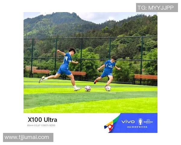 足球明星趣味瞬间大集合玩耍时刻尽显亲和力与活力